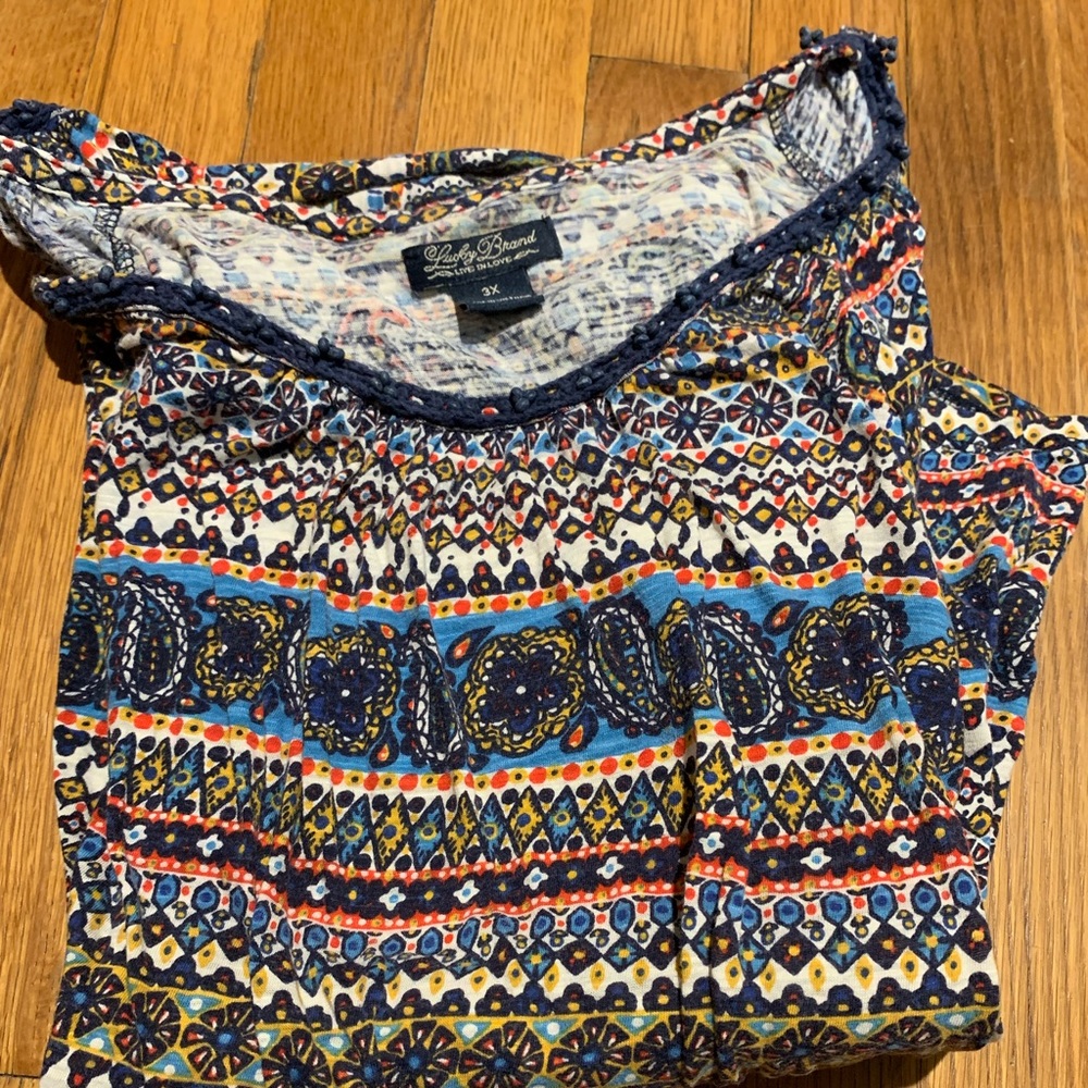 Lucky Brand short sleeve shirt.